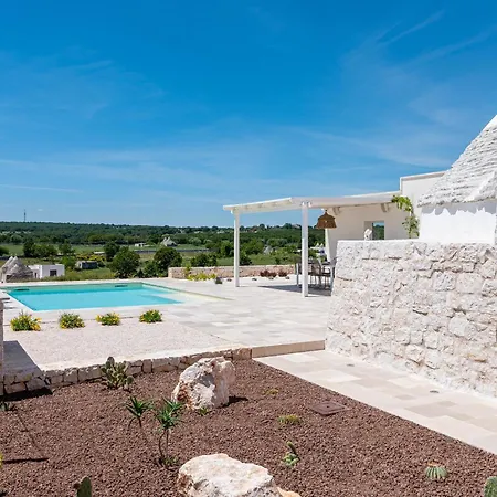 Trullo La E Bella * Masseria Orimini